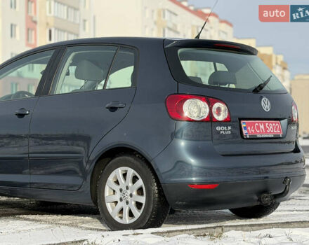 Сірий Фольксваген Golf Plus, об'ємом двигуна 1.6 л та пробігом 197 тис. км за 7999 $, фото 15 на Automoto.ua