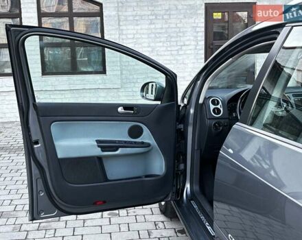 Серый Фольксваген Гольф Плюс, объемом двигателя 1.6 л и пробегом 223 тыс. км за 7499 $, фото 64 на Automoto.ua