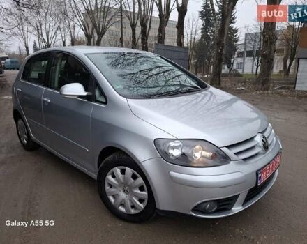 Серый Фольксваген Гольф Плюс, объемом двигателя 1.4 л и пробегом 222 тыс. км за 5850 $, фото 19 на Automoto.ua