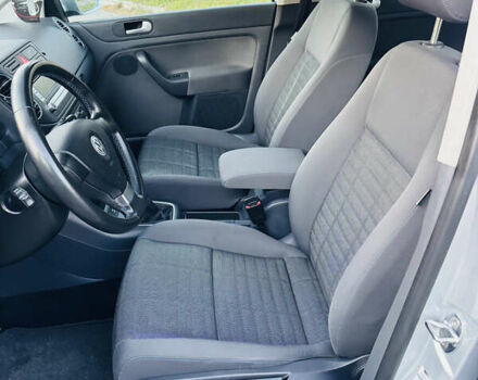 Серый Фольксваген Гольф Плюс, объемом двигателя 1.6 л и пробегом 180 тыс. км за 5699 $, фото 23 на Automoto.ua