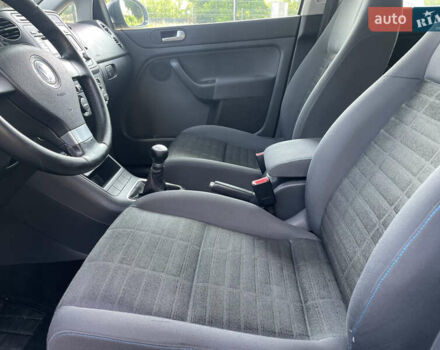 Сірий Фольксваген Golf Plus, об'ємом двигуна 1.4 л та пробігом 237 тис. км за 5700 $, фото 14 на Automoto.ua