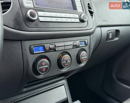 Серый Фольксваген Гольф Плюс, объемом двигателя 1.6 л и пробегом 220 тыс. км за 6190 $, фото 66 на Automoto.ua