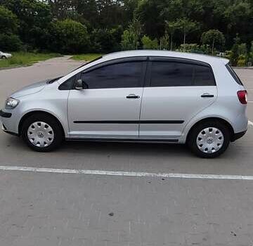 Серый Фольксваген Гольф Плюс, объемом двигателя 1.6 л и пробегом 240 тыс. км за 5999 $, фото 15 на Automoto.ua