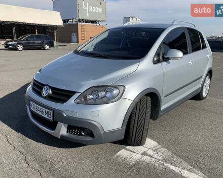 Сірий Фольксваген Golf Plus, об'ємом двигуна 1.6 л та пробігом 253 тис. км за 9800 $, фото 1 на Automoto.ua