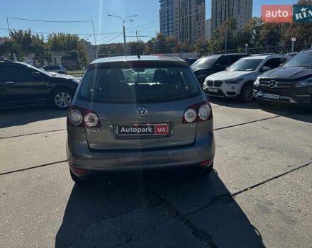 Серый Фольксваген Гольф Плюс, объемом двигателя 1.6 л и пробегом 212 тыс. км за 6640 $, фото 5 на Automoto.ua
