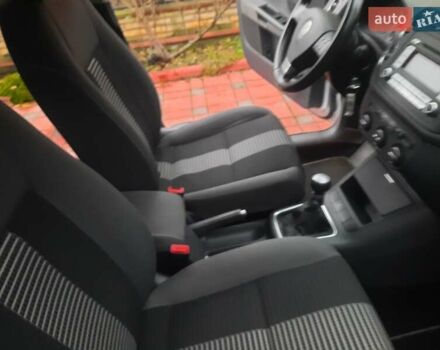 Серый Фольксваген Гольф Плюс, объемом двигателя 1.6 л и пробегом 112 тыс. км за 7300 $, фото 29 на Automoto.ua