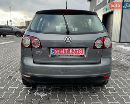 Серый Фольксваген Гольф Плюс, объемом двигателя 1.6 л и пробегом 192 тыс. км за 6200 $, фото 16 на Automoto.ua