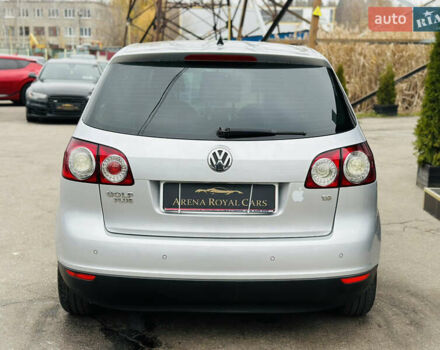 Серый Фольксваген Гольф Плюс, объемом двигателя 1.6 л и пробегом 183 тыс. км за 7200 $, фото 10 на Automoto.ua