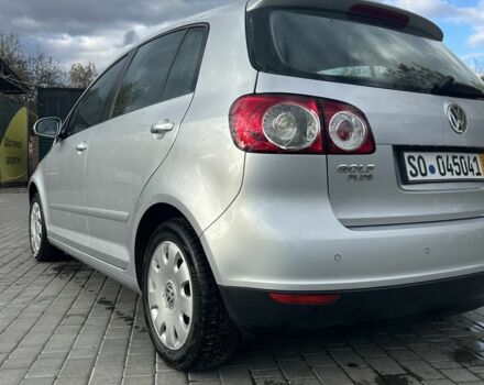 Серый Фольксваген Гольф Плюс, объемом двигателя 1.6 л и пробегом 198 тыс. км за 5800 $, фото 18 на Automoto.ua