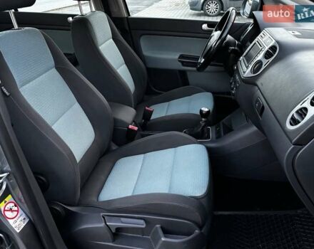 Серый Фольксваген Гольф Плюс, объемом двигателя 1.6 л и пробегом 223 тыс. км за 7499 $, фото 86 на Automoto.ua