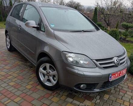 Сірий Фольксваген Golf Plus, об'ємом двигуна 1.62 л та пробігом 194 тис. км за 6000 $, фото 5 на Automoto.ua