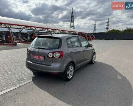 Фольксваген Гольф Плюс 2007 в Полтаве на Automoto.ua Серый Фольксваген Гольф Плюс, объемом двигателя 1.6 л и пробегом 249 тыс. км за 7400 $, фото 5 на Automoto.ua
