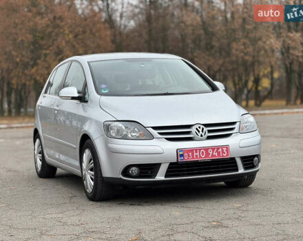 Сірий Фольксваген Golf Plus, об'ємом двигуна 1.4 л та пробігом 225 тис. км за 5300 $, фото 5 на Automoto.ua
