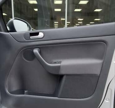 Серый Фольксваген Гольф Плюс, объемом двигателя 1.6 л и пробегом 191 тыс. км за 6900 $, фото 49 на Automoto.ua