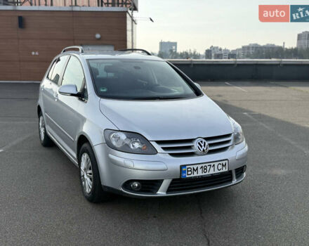 Серый Фольксваген Гольф Плюс, объемом двигателя 1.39 л и пробегом 252 тыс. км за 5900 $, фото 1 на Automoto.ua