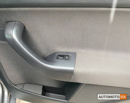 Серый Фольксваген Гольф Плюс, объемом двигателя 1.4 л и пробегом 227 тыс. км за 6300 $, фото 28 на Automoto.ua