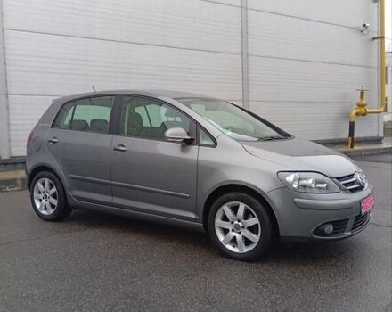 Сірий Фольксваген Golf Plus, об'ємом двигуна 1.4 л та пробігом 186 тис. км за 5899 $, фото 7 на Automoto.ua