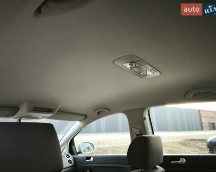 Серый Фольксваген Гольф Плюс, объемом двигателя 1.6 л и пробегом 163 тыс. км за 6900 $, фото 53 на Automoto.ua