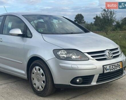 Сірий Фольксваген Golf Plus, об'ємом двигуна 0 л та пробігом 190 тис. км за 6450 $, фото 9 на Automoto.ua