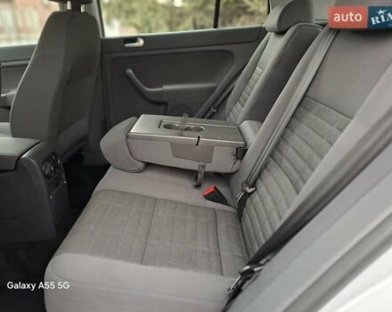 Серый Фольксваген Гольф Плюс, объемом двигателя 1.4 л и пробегом 222 тыс. км за 5850 $, фото 32 на Automoto.ua