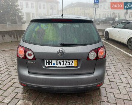 Серый Фольксваген Гольф Плюс, объемом двигателя 1.4 л и пробегом 201 тыс. км за 4600 $, фото 9 на Automoto.ua