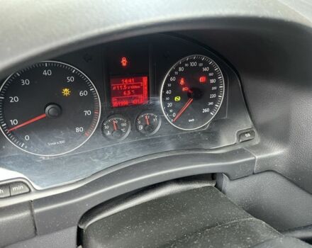 Серый Фольксваген Гольф Плюс, объемом двигателя 1.6 л и пробегом 253 тыс. км за 9800 $, фото 8 на Automoto.ua