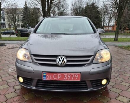 Серый Фольксваген Гольф Плюс, объемом двигателя 1.6 л и пробегом 188 тыс. км за 7100 $, фото 6 на Automoto.ua