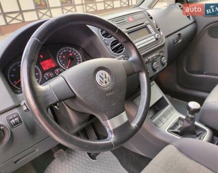 Серый Фольксваген Гольф Плюс, объемом двигателя 1.6 л и пробегом 106 тыс. км за 7300 $, фото 31 на Automoto.ua