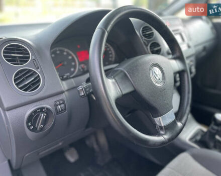 Сірий Фольксваген Golf Plus, об'ємом двигуна 1.4 л та пробігом 237 тис. км за 5700 $, фото 10 на Automoto.ua