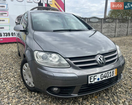 Серый Фольксваген Гольф Плюс, объемом двигателя 1.6 л и пробегом 220 тыс. км за 6599 $, фото 7 на Automoto.ua