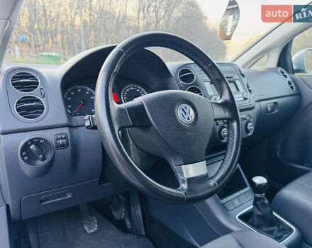 Серый Фольксваген Гольф Плюс, объемом двигателя 1.6 л и пробегом 180 тыс. км за 5699 $, фото 26 на Automoto.ua