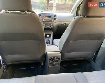 Серый Фольксваген Гольф Плюс, объемом двигателя 1.6 л и пробегом 197 тыс. км за 6300 $, фото 32 на Automoto.ua