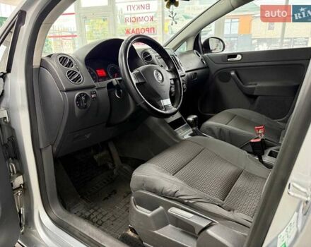Серый Фольксваген Гольф Плюс, объемом двигателя 1.6 л и пробегом 283 тыс. км за 6490 $, фото 19 на Automoto.ua