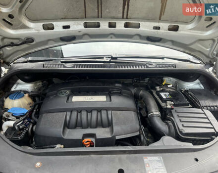 Сірий Фольксваген Golf Plus, об'ємом двигуна 1.6 л та пробігом 253 тис. км за 9800 $, фото 13 на Automoto.ua