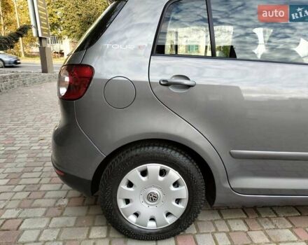 Серый Фольксваген Гольф Плюс, объемом двигателя 1.6 л и пробегом 106 тыс. км за 7300 $, фото 19 на Automoto.ua