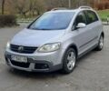 Серый Фольксваген Гольф Плюс, объемом двигателя 1.4 л и пробегом 143 тыс. км за 9000 $, фото 8 на Automoto.ua