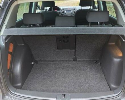 Фольксваген Гольф Плюс 2007 в Луцке на Automoto.ua Серый Фольксваген Гольф Плюс, объемом двигателя 1.6 л и пробегом 226 тыс. км за 6000 $, фото 12 на Automoto.ua