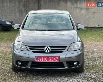 Сірий Фольксваген Golf Plus, об'ємом двигуна 1.4 л та пробігом 237 тис. км за 5700 $, фото 1 на Automoto.ua