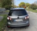 Серый Фольксваген Гольф Плюс, объемом двигателя 1.6 л и пробегом 227 тыс. км за 8900 $, фото 2 на Automoto.ua