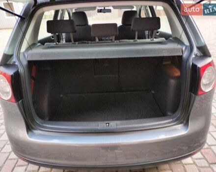 Серый Фольксваген Гольф Плюс, объемом двигателя 1.6 л и пробегом 106 тыс. км за 7300 $, фото 77 на Automoto.ua