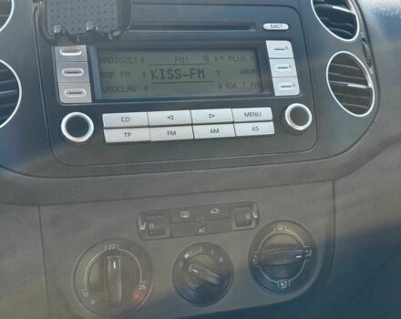 Серый Фольксваген Гольф Плюс, объемом двигателя 1.6 л и пробегом 212 тыс. км за 6540 $, фото 13 на Automoto.ua