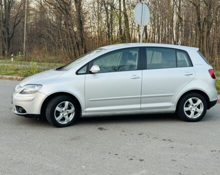 Серый Фольксваген Гольф Плюс, объемом двигателя 1.6 л и пробегом 180 тыс. км за 5699 $, фото 4 на Automoto.ua