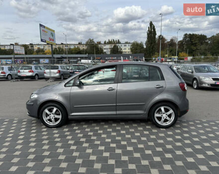 Фольксваген Гольф Плюс 2007 в Полтаве на Automoto.ua Серый Фольксваген Гольф Плюс, объемом двигателя 1.6 л и пробегом 249 тыс. км за 7400 $, фото 2 на Automoto.ua