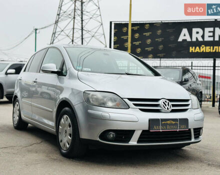 Серый Фольксваген Гольф Плюс, объемом двигателя 1.6 л и пробегом 183 тыс. км за 7200 $, фото 8 на Automoto.ua