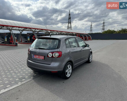 Фольксваген Гольф Плюс 2007 в Полтаве на Automoto.ua Серый Фольксваген Гольф Плюс, объемом двигателя 1.6 л и пробегом 249 тыс. км за 7400 $, фото 6 на Automoto.ua