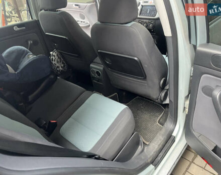 Сірий Фольксваген Golf Plus, об'ємом двигуна 1.6 л та пробігом 253 тис. км за 9800 $, фото 10 на Automoto.ua