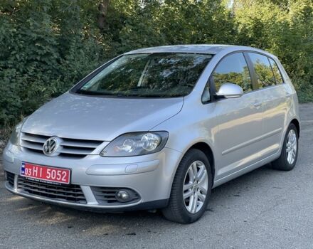 Серый Фольксваген Гольф Плюс, объемом двигателя 1.6 л и пробегом 235 тыс. км за 6999 $, фото 6 на Automoto.ua