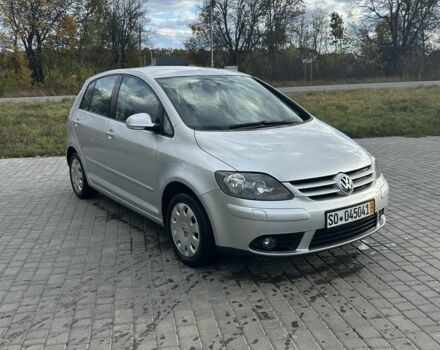 Серый Фольксваген Гольф Плюс, объемом двигателя 1.6 л и пробегом 198 тыс. км за 5800 $, фото 8 на Automoto.ua