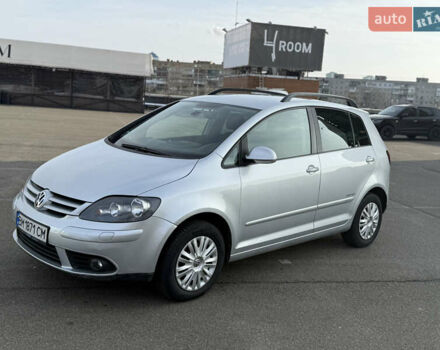 Серый Фольксваген Гольф Плюс, объемом двигателя 1.39 л и пробегом 252 тыс. км за 5900 $, фото 10 на Automoto.ua