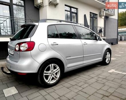 Серый Фольксваген Гольф Плюс, объемом двигателя 1.6 л и пробегом 233 тыс. км за 5750 $, фото 8 на Automoto.ua